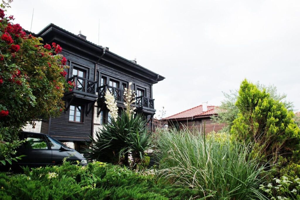 Rumah bergaya Eropa klasik 