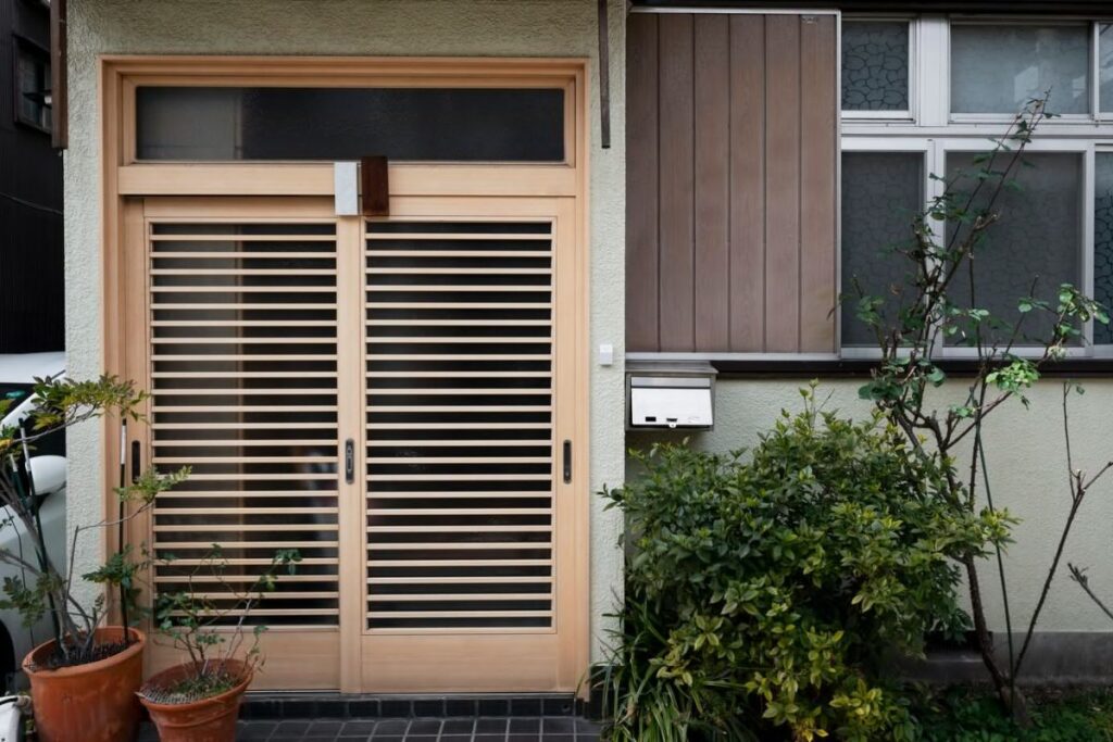 jenis pintu rumah
